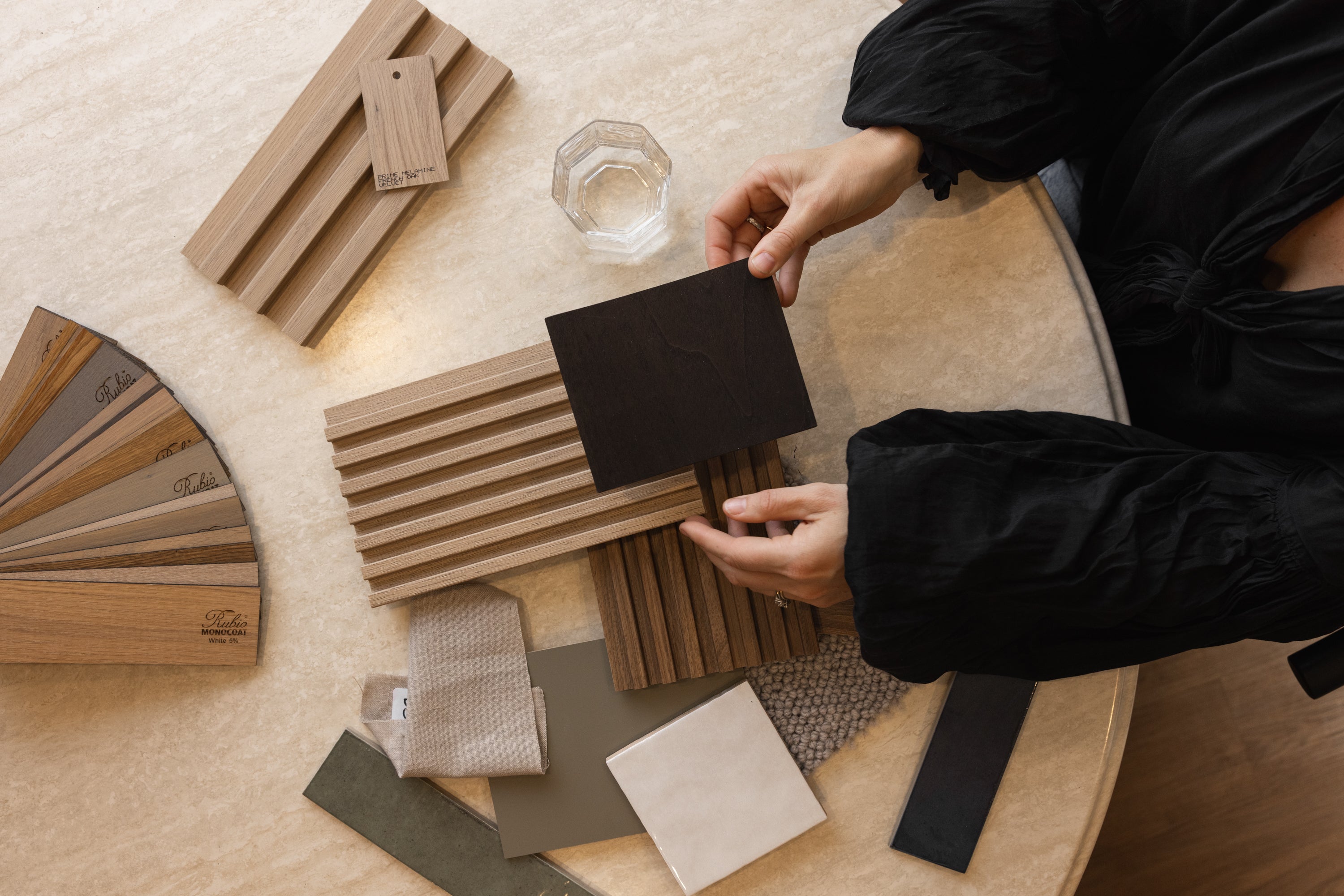 SAMPLES – Feature Panel